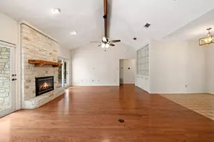 110 Blue Jay Dr, Lakeway, TX 78734 - Photo 10