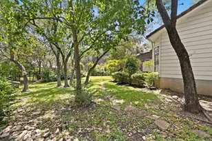 110 Blue Jay Dr, Lakeway, TX 78734 - Photo 36