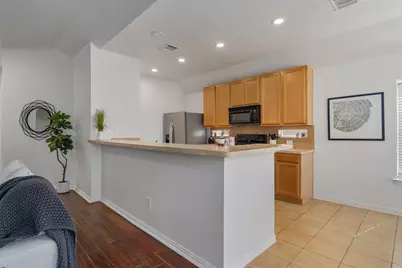 2801 Kickapoo Cavern Drive, Pflugerville, TX 78660 - Photo 14