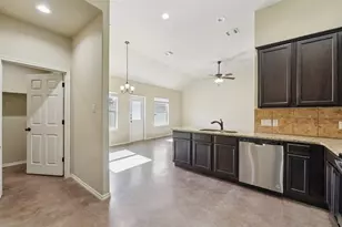 402 Jack Rabbit Ln, Buda, TX 78610 - Photo 14