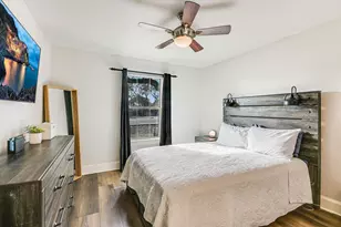 18516 Champions Cir, Lago Vista, TX 78645 - Photo 10