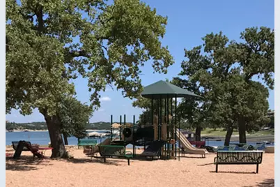 18516 Champions Circle, Point Venture, TX 78645 - Photo 28