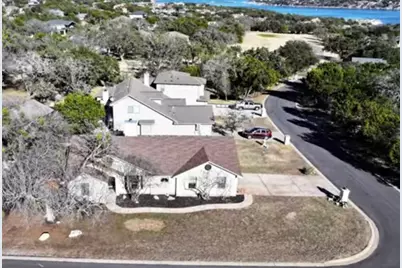 18516 Champions Circle, Point Venture, TX 78645 - Photo 22