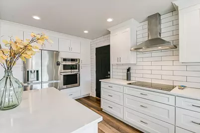 18516 Champions Circle, Point Venture, TX 78645 - Photo 16