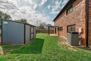 8409 Nairn Dr, Austin, TX 78749 - Photo 28