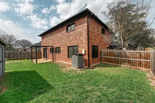 8409 Nairn Dr, Austin, TX 78749 - Photo 4