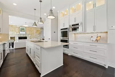 6216 Northern Dancer Drive, Austin, TX 78746 - Photo 14