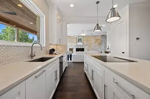 6216 Northern Dancer Dr, Austin, TX 78746 - Photo 16