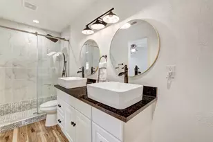 12208 Forsythe Dr, Austin, TX 78759 - Photo 22