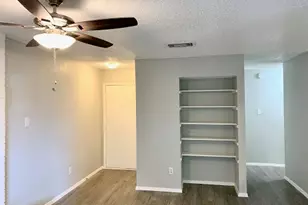 11800 Alpheus Ave, Austin, TX 78759 - Photo 14