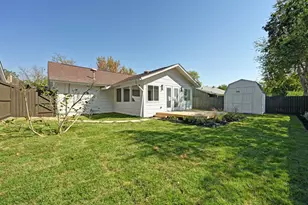 409 Thistlewood Dr, Austin, TX 78745 - Photo 30
