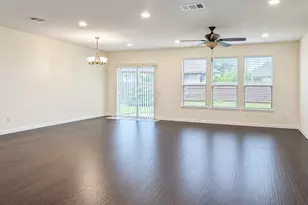 18805 Star Gazer Way, Pflugerville, TX 78660 - Photo 4