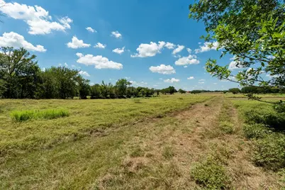 3550 County Road 245, Florence, TX 76527 - Photo 14