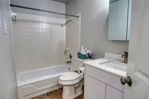 711 House Creek Dr, Leander, TX 78641 - Photo 10
