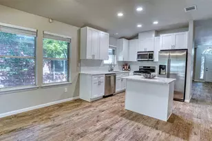 711 House Creek Dr, Leander, TX 78641 - Photo 2