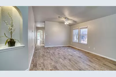 711 House Creek Drive, Leander, TX 78641 - Photo 4