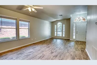 711 House Creek Drive, Leander, TX 78641 - Photo 6