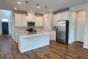 148 Los Olives Ln, Liberty Hill, TX 78642 - Photo 10