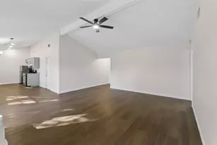 903 E Logan Street E, Round Rock, TX 78664 - Photo 6