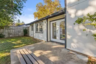 903 E Logan Street E, Round Rock, TX 78664 - Photo 20