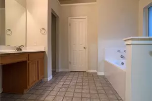 5726 Taylorcrest Dr, Austin, TX 78749 - Photo 16
