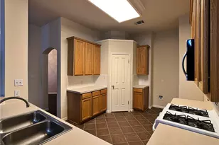 5726 Taylorcrest Dr, Austin, TX 78749 - Photo 14