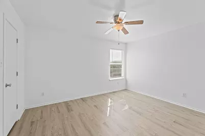 722 Lavaca Loop, Elgin, TX 78621 - Photo 28