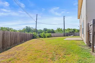 722 Lavaca Loop, Elgin, TX 78621 - Photo 32