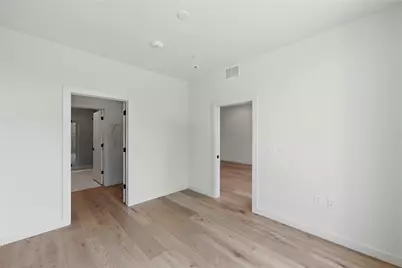 2209 S 1st Street #224, Austin, TX 78704 - Photo 10