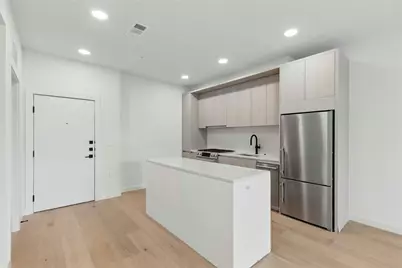 2209 S 1st Street #224, Austin, TX 78704 - Photo 6