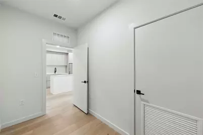 2209 S 1st Street #224, Austin, TX 78704 - Photo 14