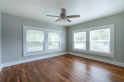 329 Flores Street, Lockhart, TX 78644 - Photo 18