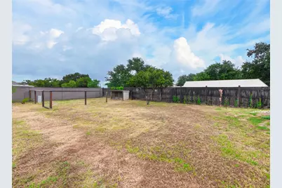 1106 Hi Line Drive, Buchanan Dam, TX 78609 - Photo 34