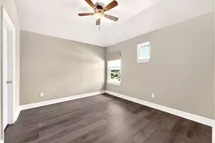 205 Oakstone Dr, Georgetown, TX 78628 - Photo 16