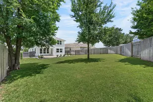 205 Oakstone Dr, Georgetown, TX 78628 - Photo 26