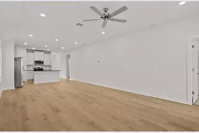 521 Bloomington Loop, Hutto, TX 78634 - Photo 8