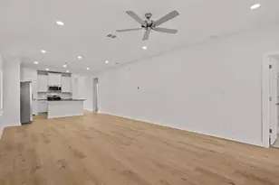 521 Bloomington Loop, Hutto, TX 78634 - Photo 8