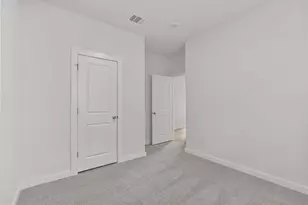 521 Bloomington Loop, Hutto, TX 78634 - Photo 20