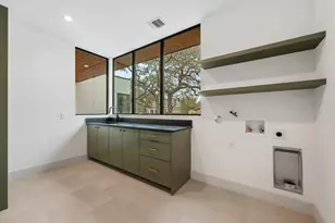 4216 Deepwoods Dr, Austin, TX 78731 - Photo 36