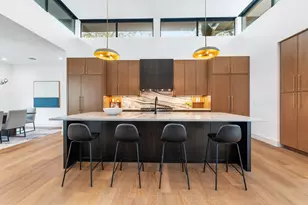 4216 Deepwoods Dr, Austin, TX 78731 - Photo 14