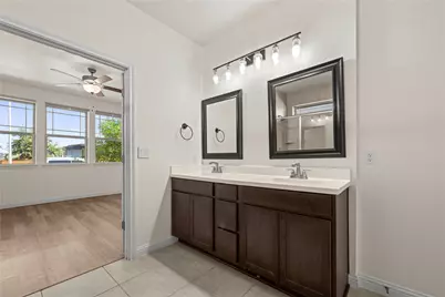 8011 Orizzonte Street, Austin, TX 78744 - Photo 14