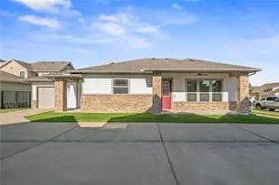 8011 Orizzonte St, Austin, TX 78744 - Photo 1