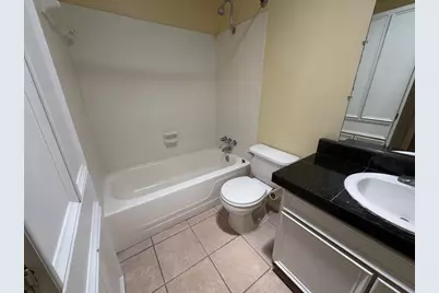 400 W 35th Street #203, Austin, TX 78705 - Photo 16