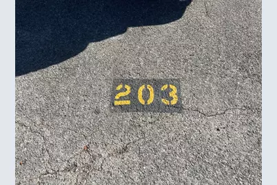 400 W 35th Street #203, Austin, TX 78705 - Photo 2