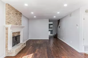1704 San Antonio St, Austin, TX 78701 - Photo 4