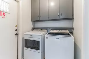 1704 San Antonio St, Austin, TX 78701 - Photo 16