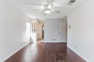 1704 San Antonio St, Austin, TX 78701 - Photo 18