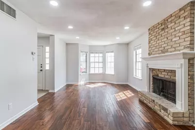 1704 San Antonio Street, Austin, TX 78701 - Photo 2