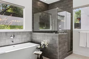 2704 Oak Park Dr, Austin, TX 78704 - Photo 26