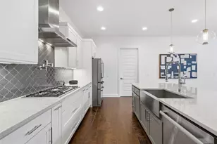 2704 Oak Park Dr, Austin, TX 78704 - Photo 22